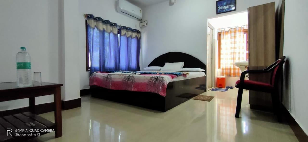 Hotel Highness Sea Rock Sitapur Екстериор снимка